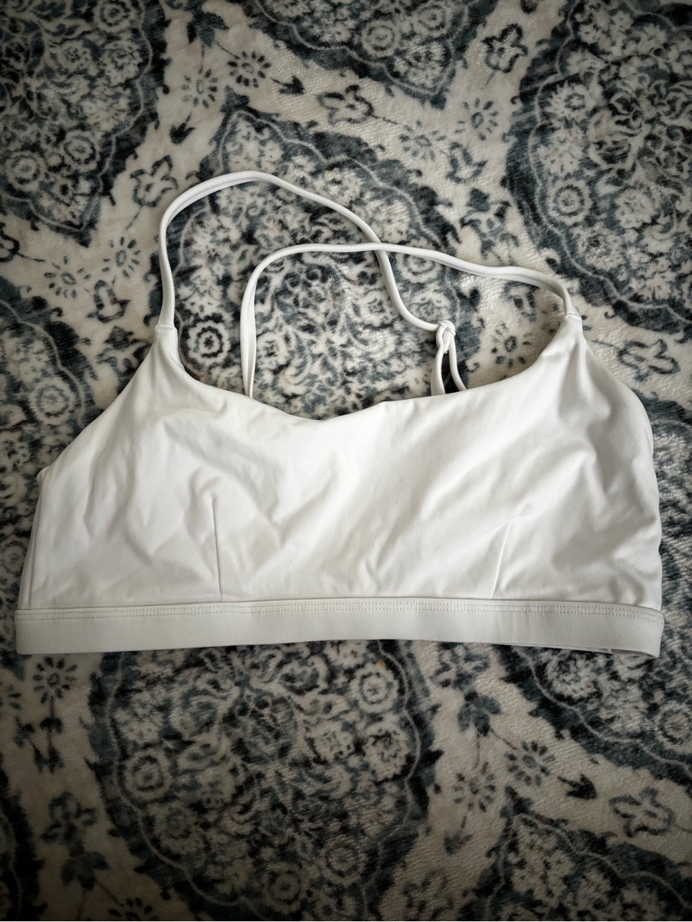 Alphalete core bra - white - size medium